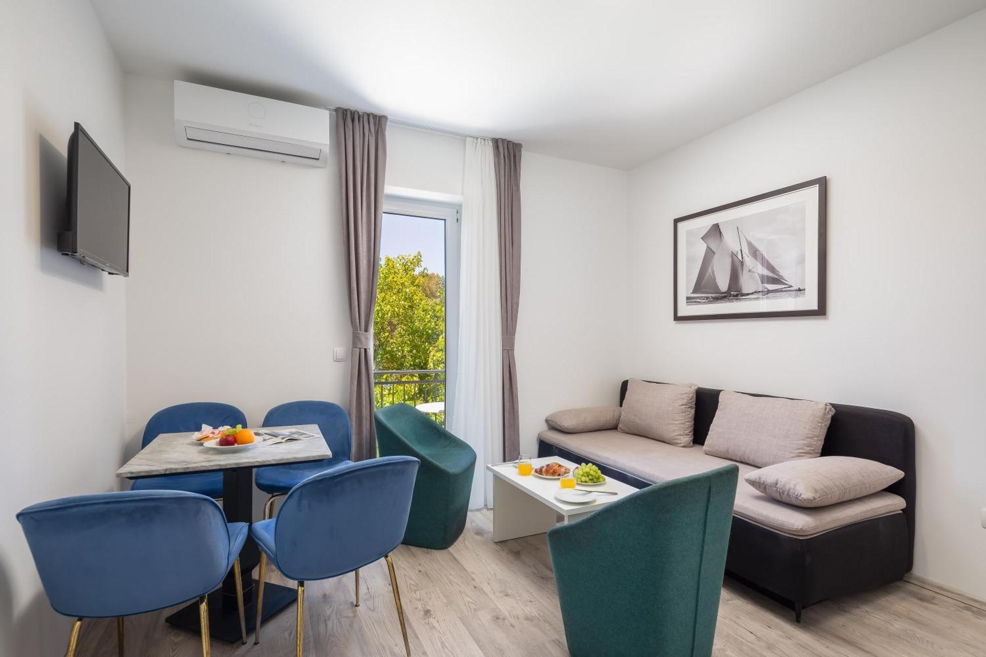 Beachfront Apartments Providenca With Free Parking Makarska Zimmer foto