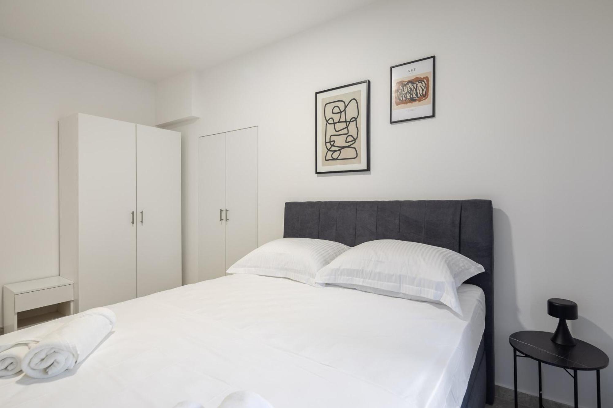Beachfront Apartments Providenca With Free Parking Makarska Zimmer foto