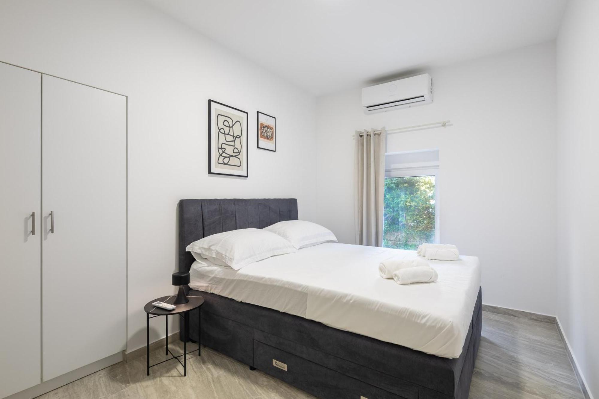 Beachfront Apartments Providenca With Free Parking Makarska Zimmer foto