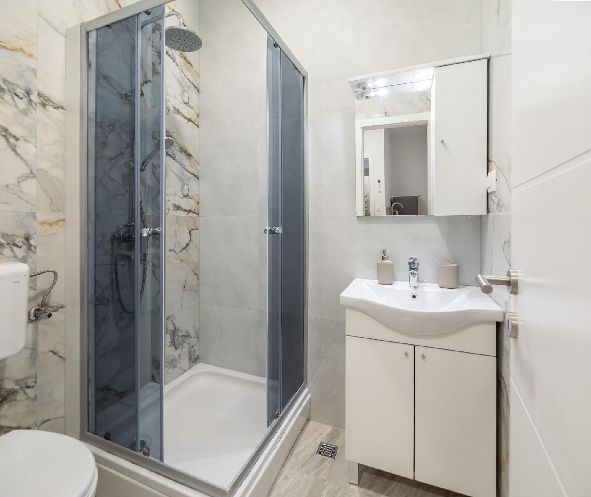 Beachfront Apartments Providenca With Free Parking Makarska Zimmer foto