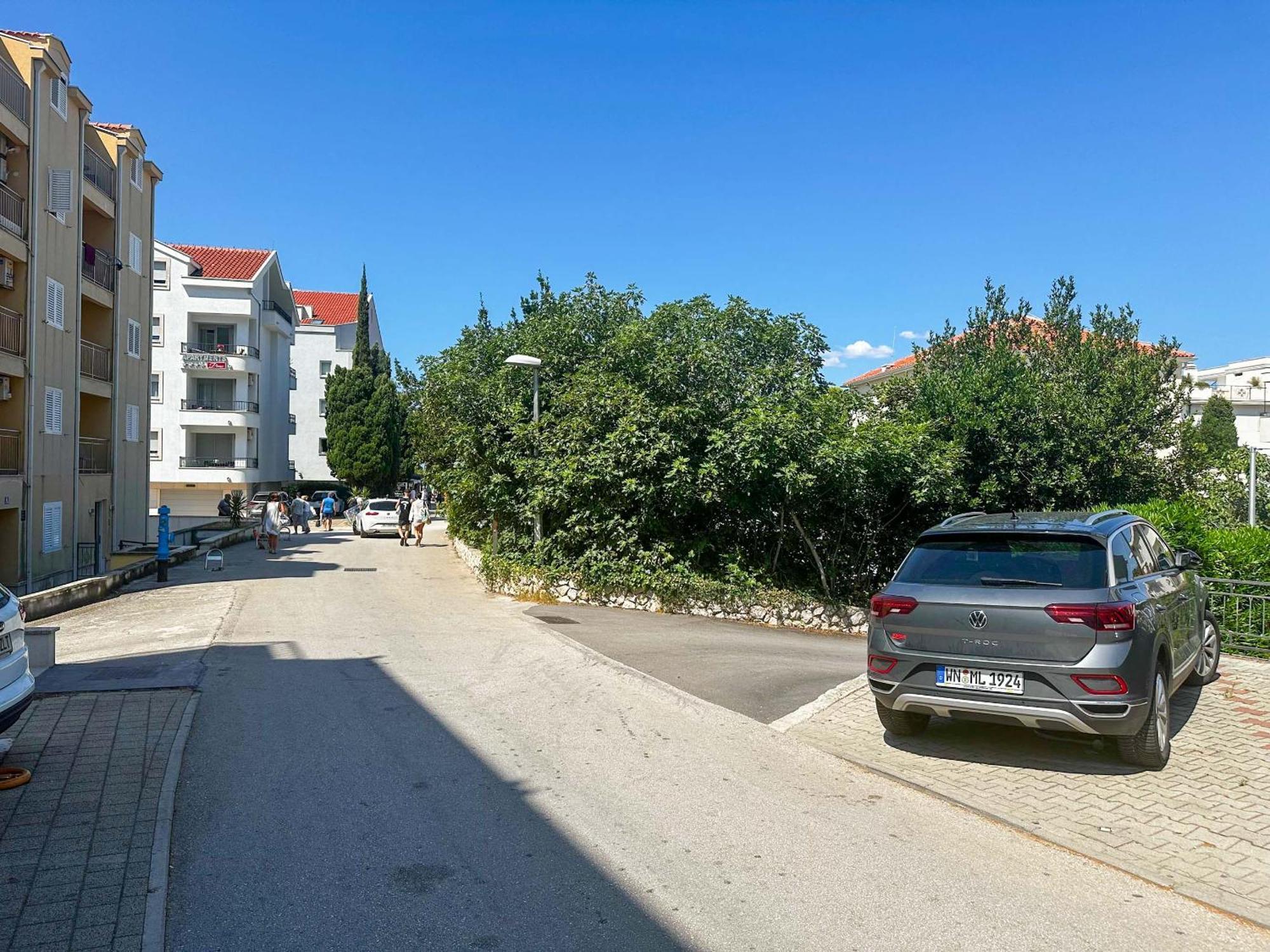 Beachfront Apartments Providenca With Free Parking Makarska Exterior foto